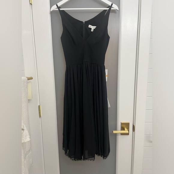 Dress the Population-Alicia Lace-Hem Dress - Picture 4 of 16